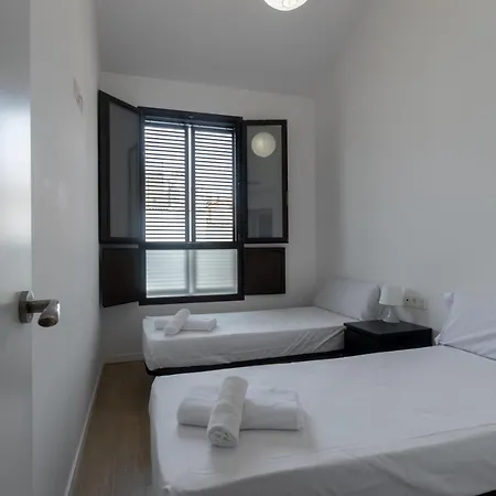 Lonja De La Seda, Apartment *