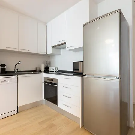 Lonja De La Seda, Apartment