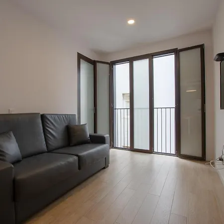 Lonja De La Seda, Apartment *